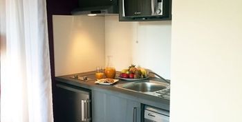Nemea Appart Hotel Residence Quai Victor Тур Экстерьер фото